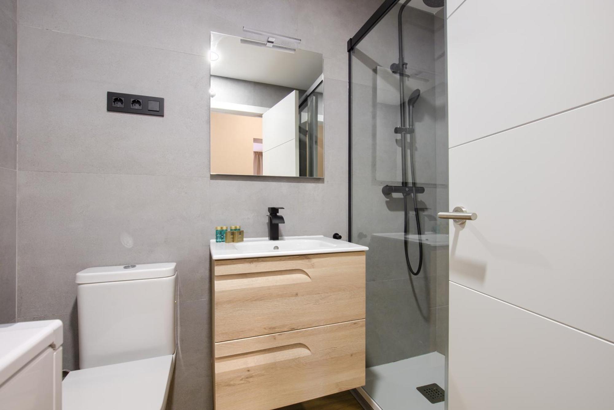 Dobo Madrid Justicia Apartman Szoba fotó