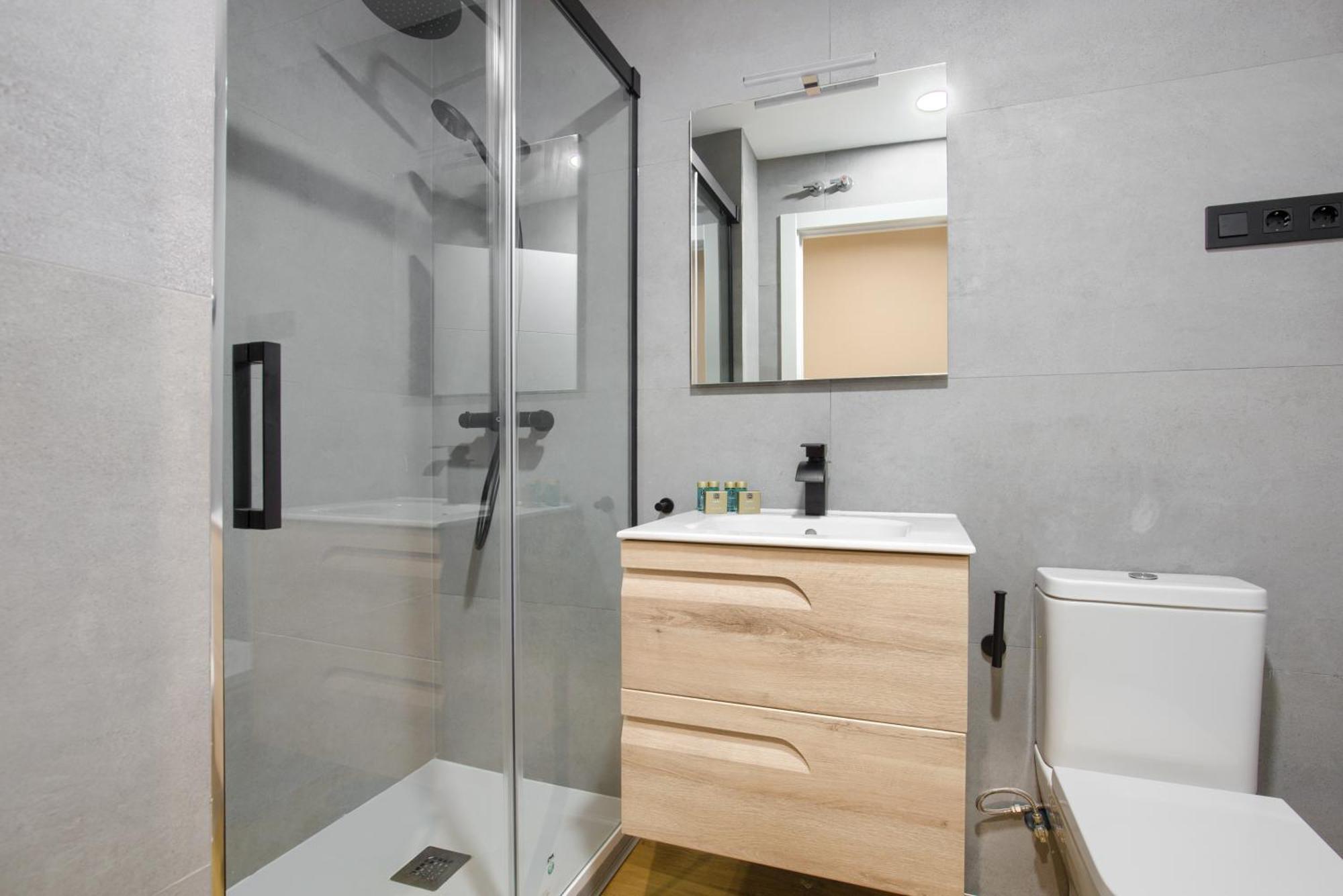 Dobo Madrid Justicia Apartman Szoba fotó